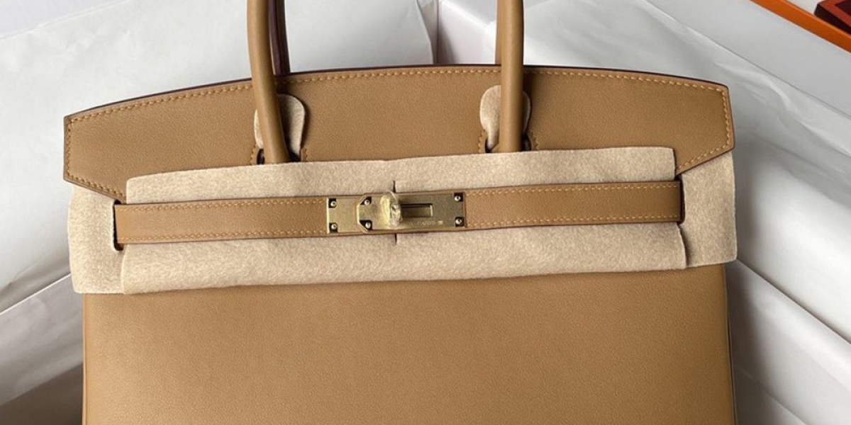has no qualms Hermes about playing with gender rules