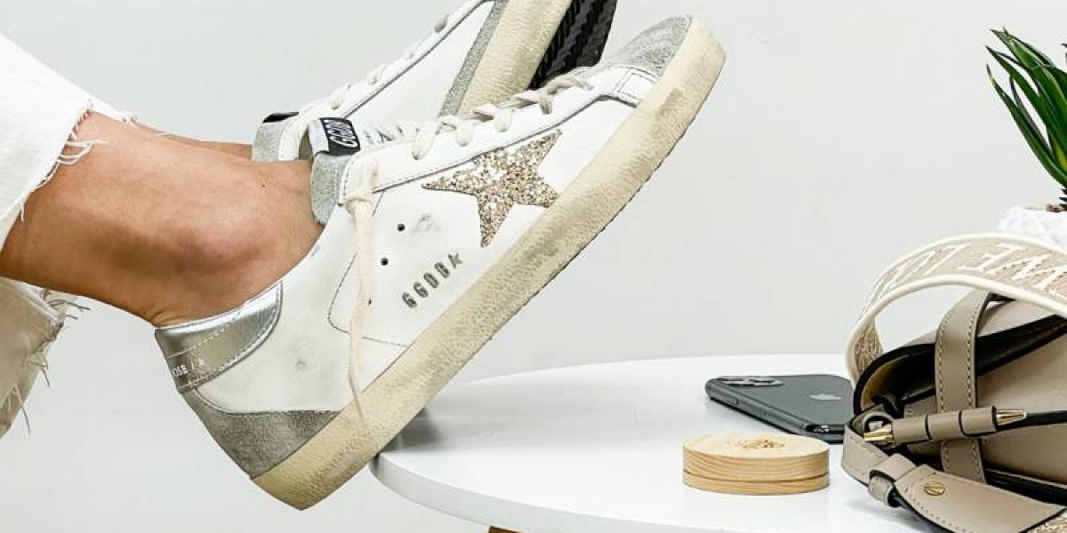Golden Goose Running Sole Shoes the most shocking trend of all