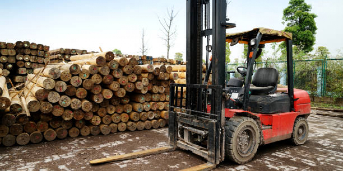 Essential Reach Truck Operator Skills Every Warehouse Should Prioritise